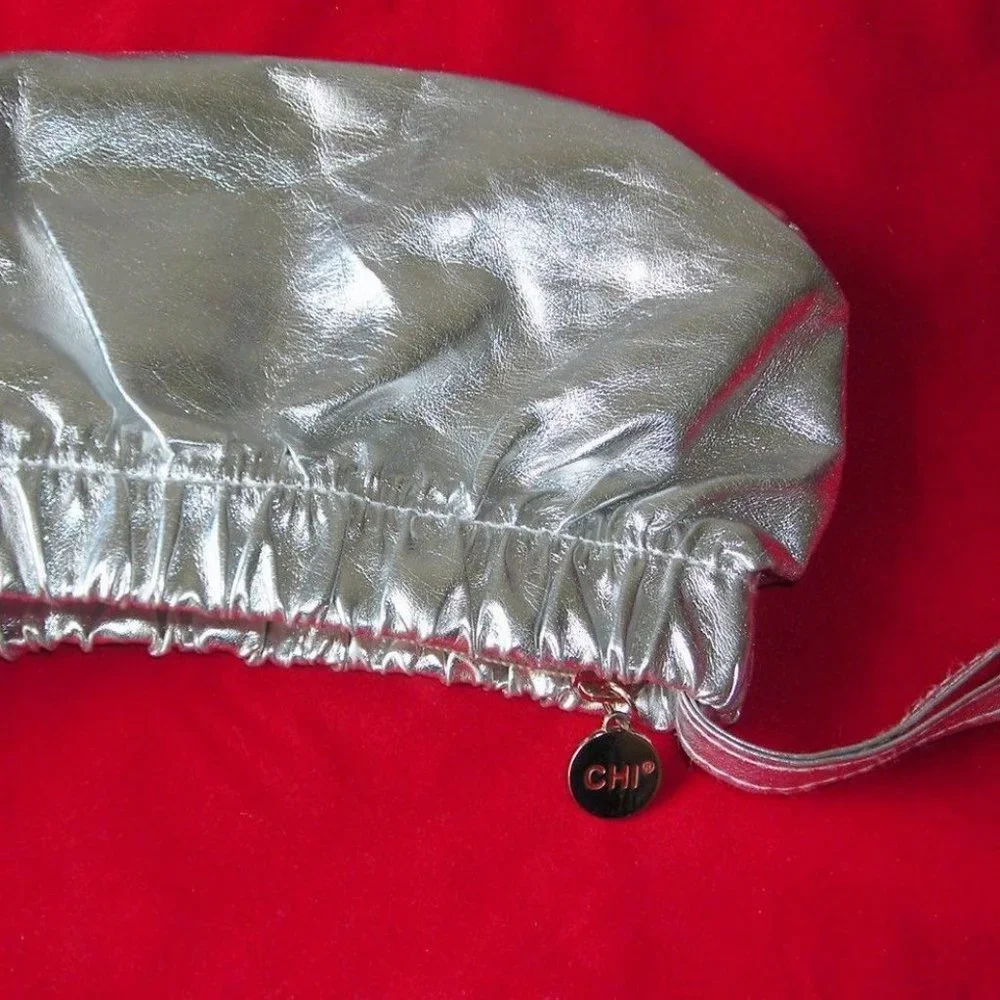 ❤️ CHI SILVER Wrist Clutch Handbag With CHI Tag & Label - Picture 4 of 4